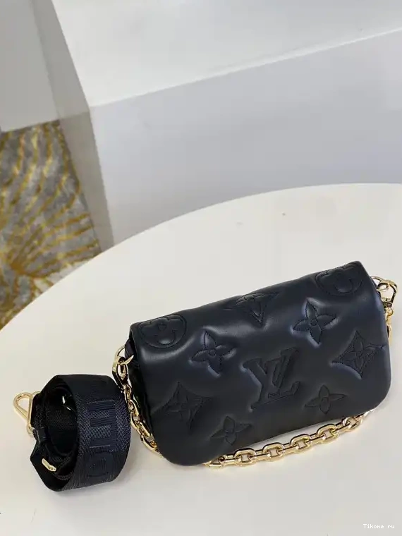 Affordable LOUIS BUBBLEGRAM WALLET ON VUITTON STRAP 0515
